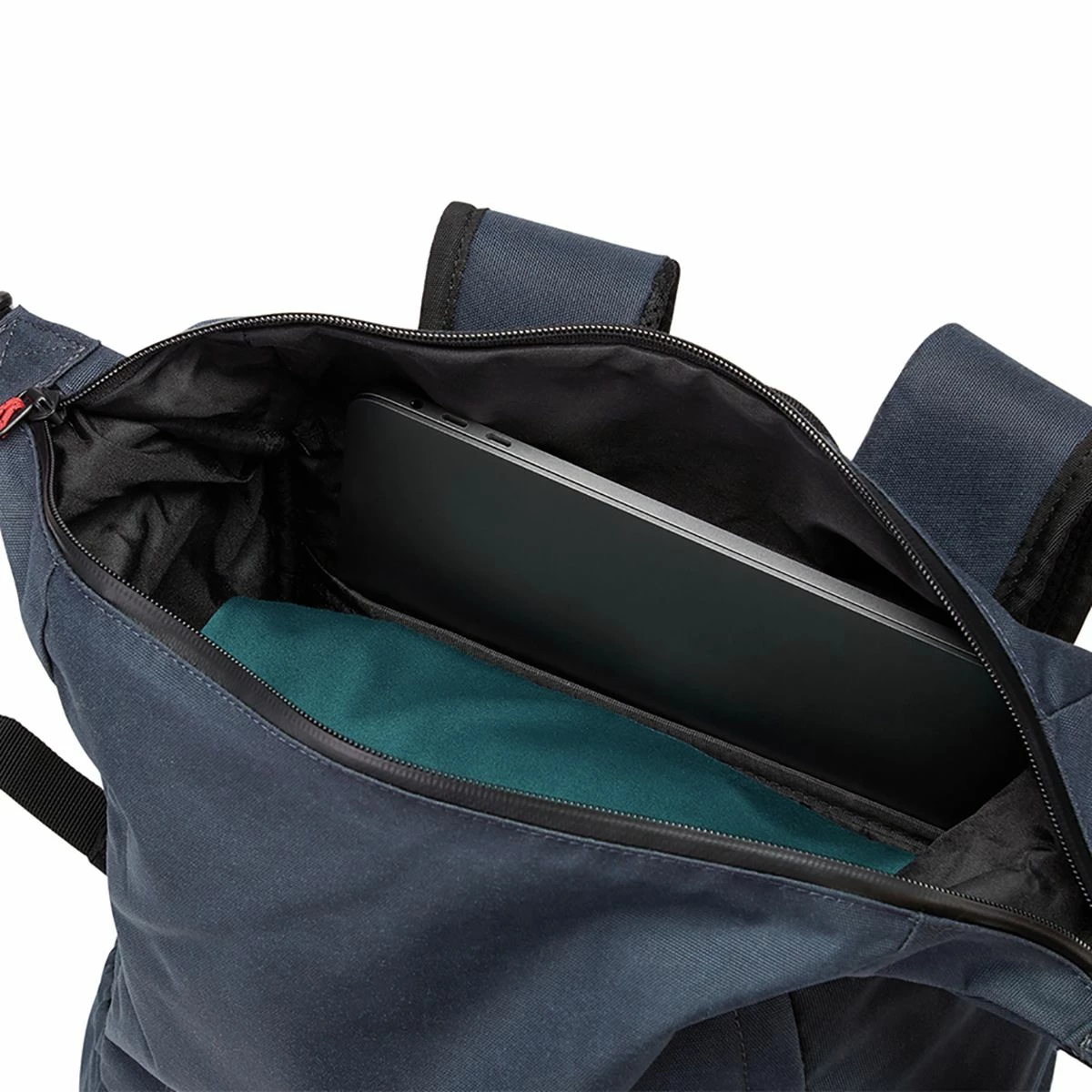 DAKINE Infinity 22L LT Backpack 6 DAKINE Infinity 22L LT Backpack - Image 6